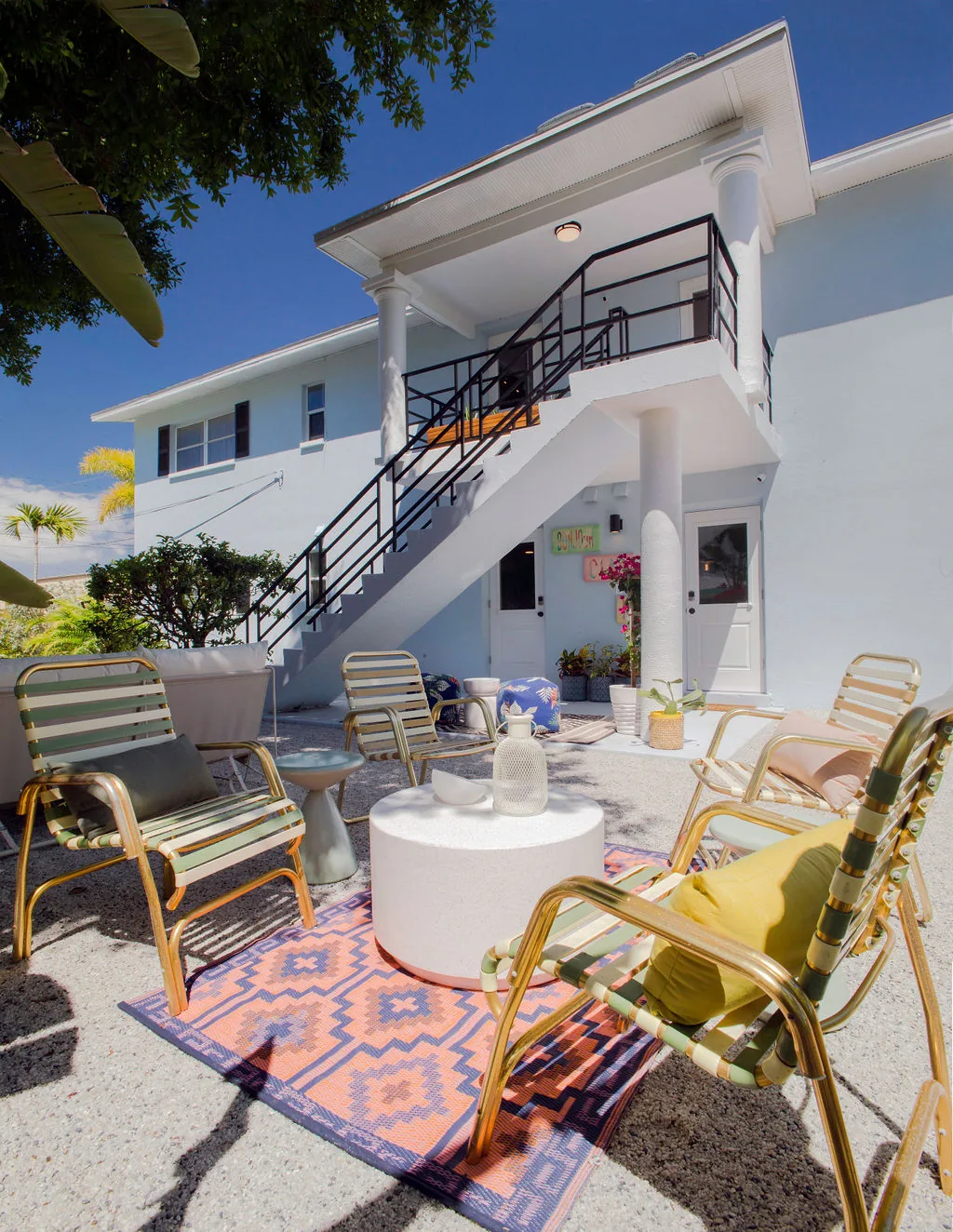 Grevilla courtyard